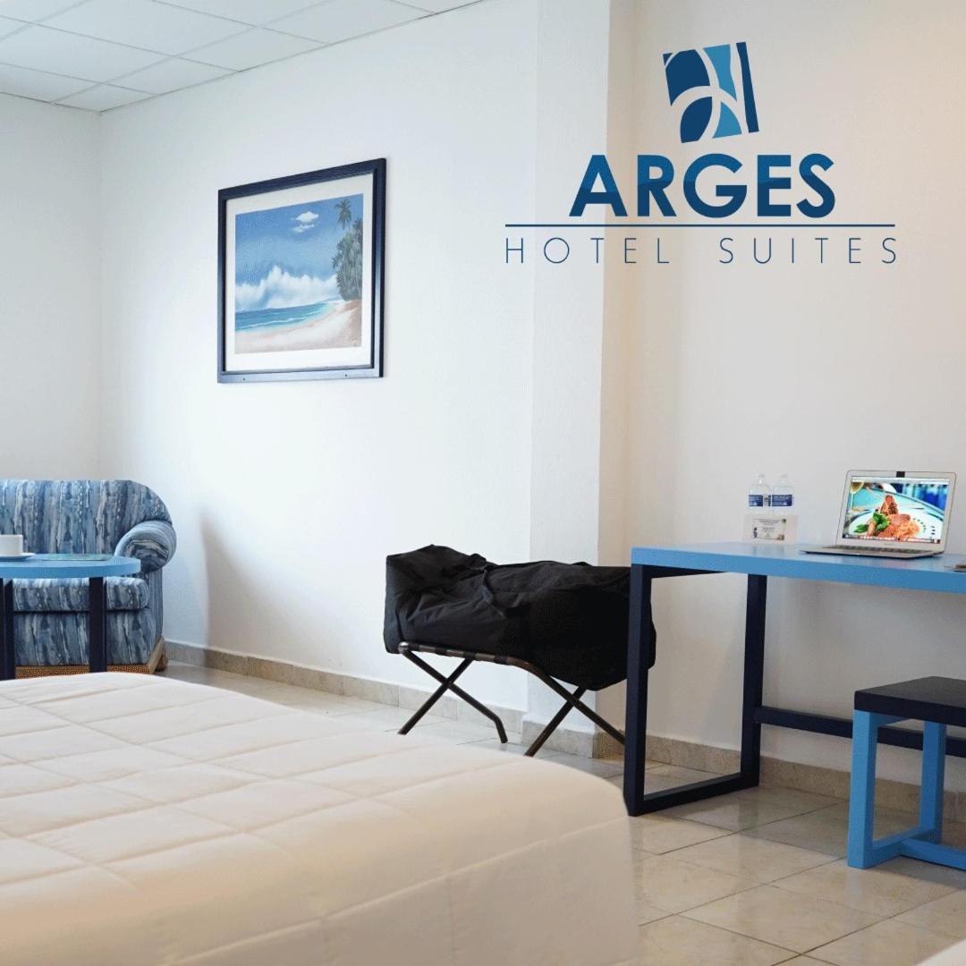 Hotel & Suites Arges - Centro Chetumal Bagian luar foto