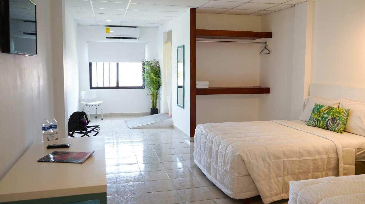 Hotel & Suites Arges - Centro Chetumal Bagian luar foto