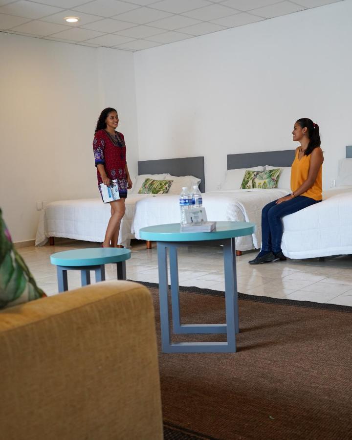 Hotel & Suites Arges - Centro Chetumal Bagian luar foto
